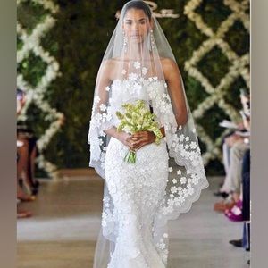 Cathedral length wedding veil with comb